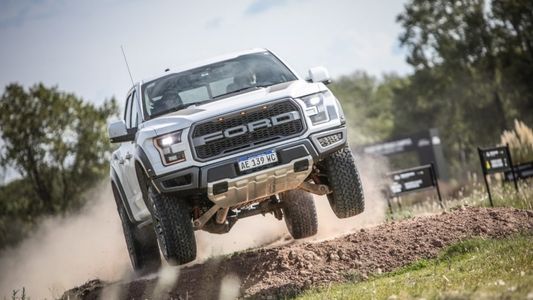 Ford invita a sus clientes a una nueva experiencia Off-Road