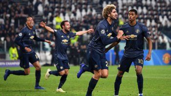 Manchester United se lo dio vuelta a Juventus en los últimos cinco minutos y emparejó el grupo