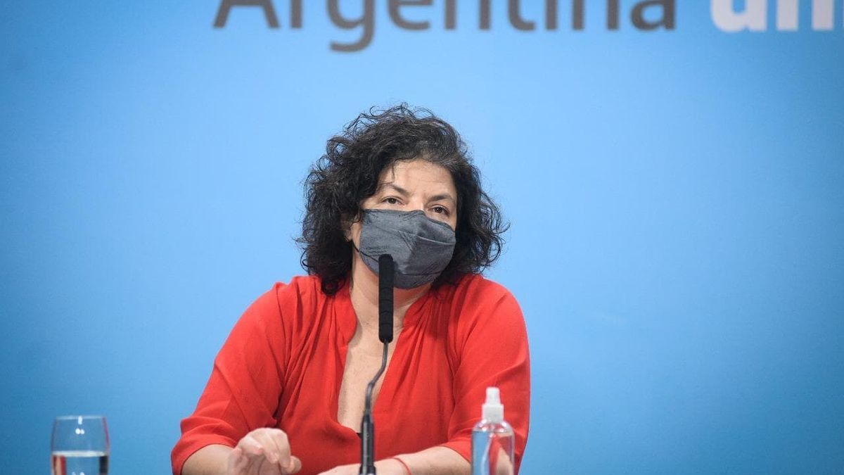 Carla Vizzotti aseguró que ninguna dosis de la vacuna vence. (Foto: Telam).