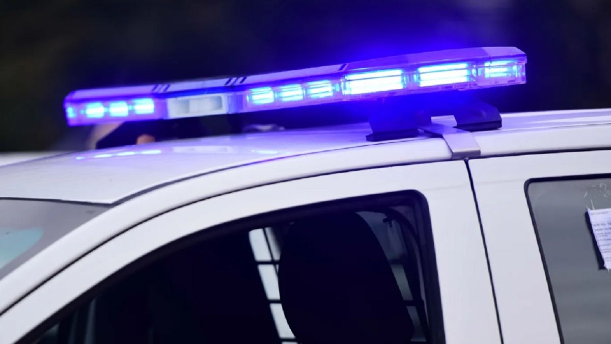 Una cámara oculta registró a una mamá pateando a su hija y la insólita excusa sorprendió a todos