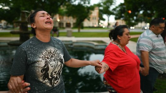 Masacre en Texas: un joven abrió fuego en una escuela y mató a 19 niños y 2 adultos