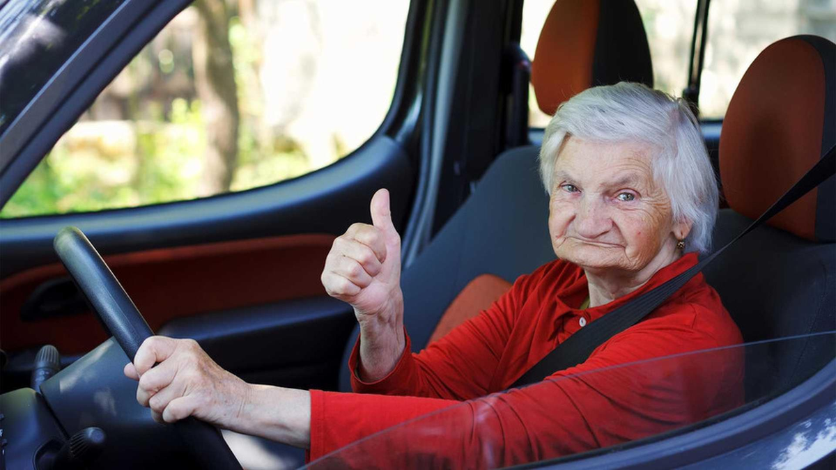 Adiós a la licencia de conducir para mayores de 75 años