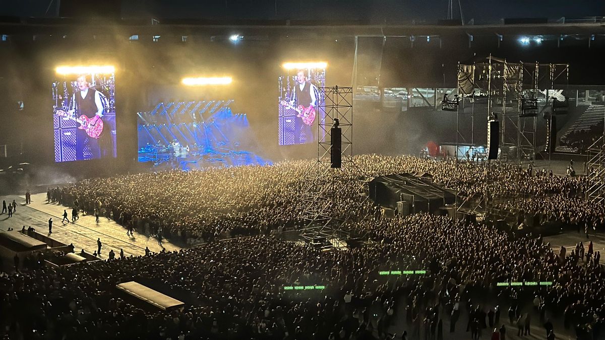 Cuarteto y fernet: Paul McCartney conquist&oacute; C&oacute;rdoba en su despedida de Argentina.
