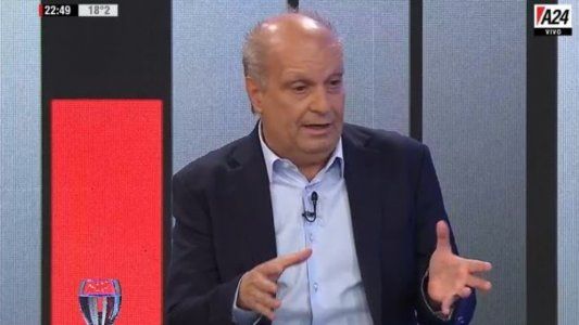 Lombardi le pidió a Alberto que no se pruebe el traje antes de tiempo