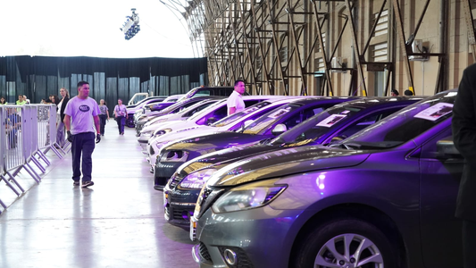 Santa Fe: casi 4000 personas participaron de una subasta de autos recuperados del delito