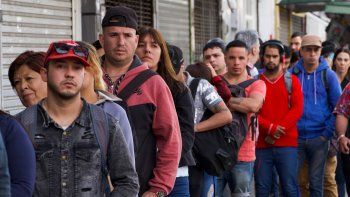 En el primer semestre se perdieron 200 mil empleos del sector privado registrado y es la peor caída en siete años