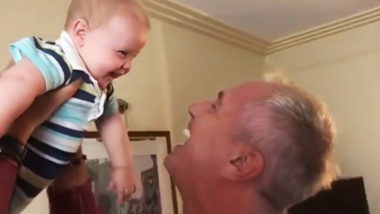 Emocionante video del reencuentro de Marley y su hijo Mirko