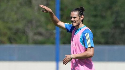 Edinson Cavani no viajará a Salta para el primer amistoso de Boca: los motivos