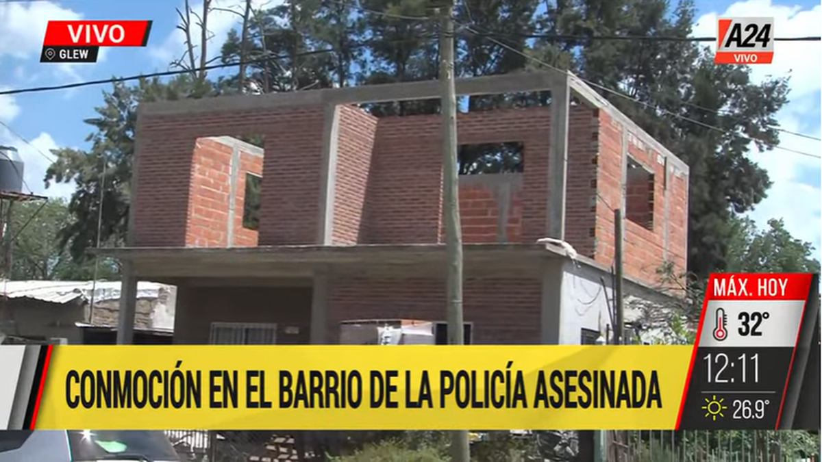 A24 en las afueras de la casa de Maribel Zalazar