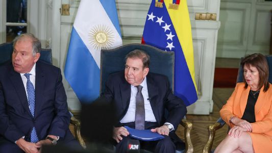 Tras reunirse con Milei, González Urrutia se mostró con Patricia Bullrich y habló del gendarme detenido