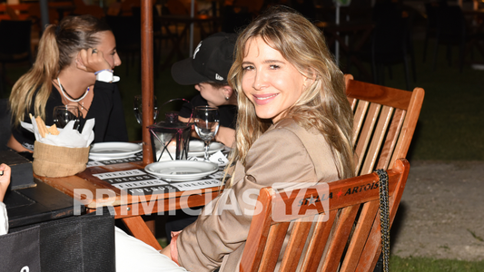 Las fotos de Guillermina Valdés en Pinamar: desconexión total y cena con sus hijos