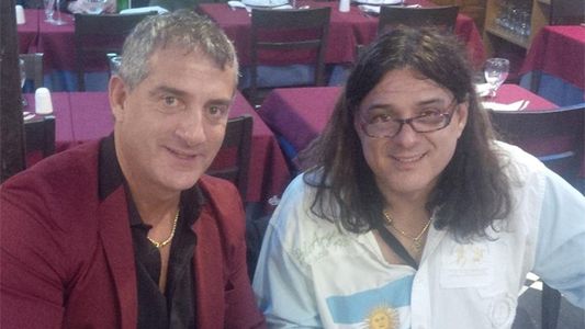 La historia de Cocodrilo llega al teatro, ¿con Evelyn como vedette?