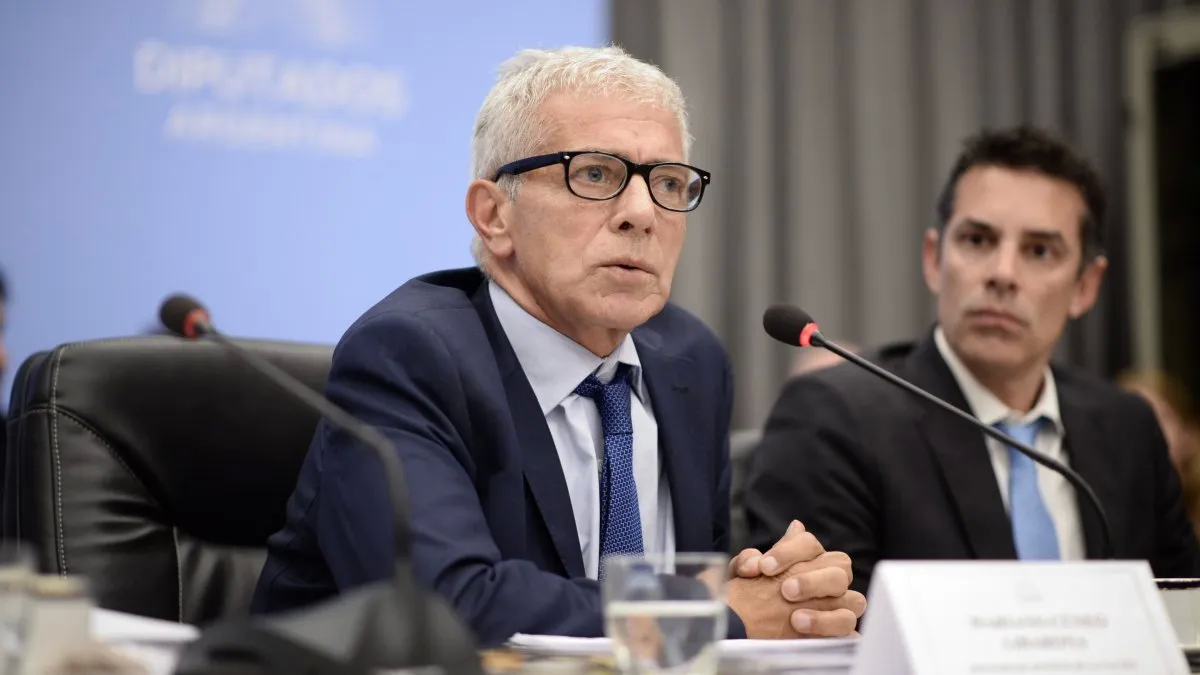 Los registros automotores le respondieron a Mariano Cúneo Libarona: Dice falacias y juega con los empleos de 12 mil trabajadores privados. (Foto: archivo)