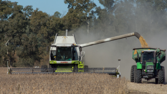 Maquinaria agrícola y actividad forestal, entre los nuevos rubros eximidos de la Cuarentena