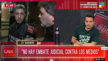 Tensión de Jey Mammon con el móvil de LAM a la salida de América: Los espero en...