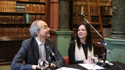 Sandra Pettovello encabezó un acto por el Día del Maestro y anunció un plan de alfabetización