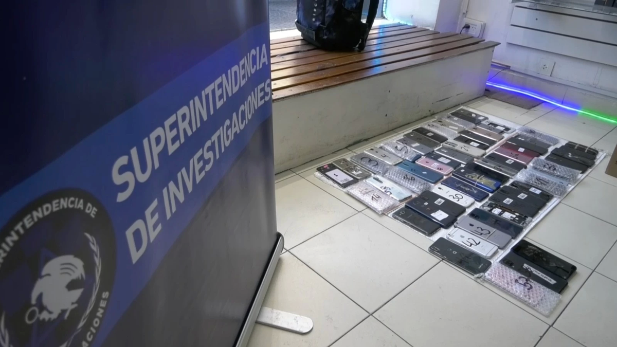 Los equipos incautados. (Foto: NA)