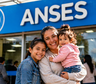 ANSES confirma cuánto se cobra por hijo y embarazo en mayo