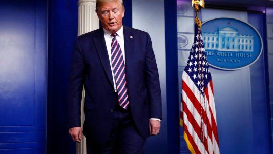 Trump promulgó un nuevo paquete de ayuda económica por 483.000 millones de dólares