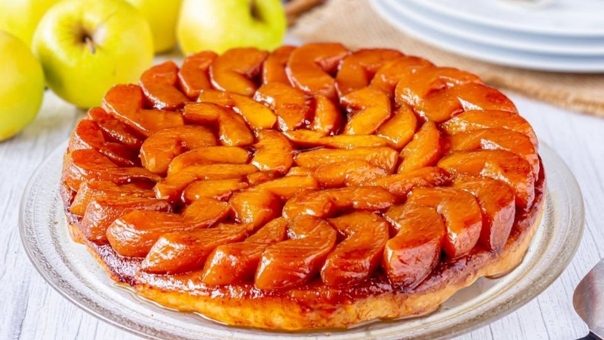 Con la mano de Maru Botana y en 15 minutos: receta de Tarta Tatin que te