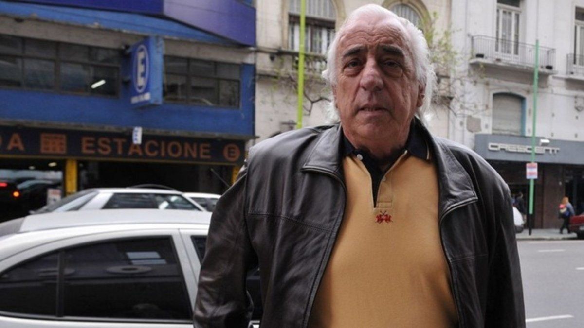 Fernández de UTA juega al enigmático con el paro: Comparto la medida pero esperemos que Sica pueda proponer algo