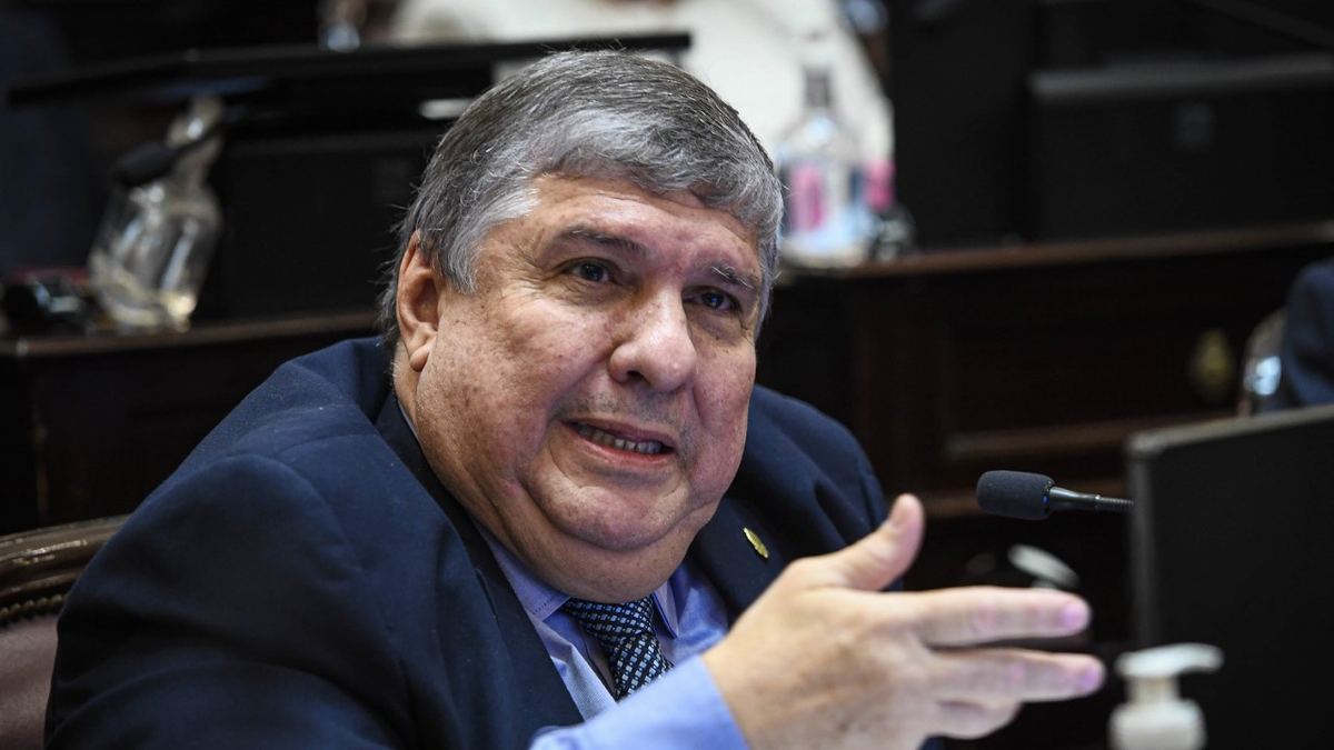 José Mayans defendió la sesión en el Senado.&nbsp;
