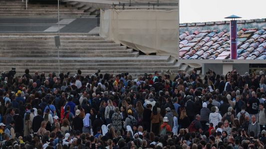 Fumata negra: no hubo definición para la sucesión del papa Francisco