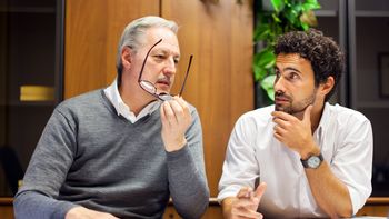 Profesionalización de PyMES familiares y gestión de equipos