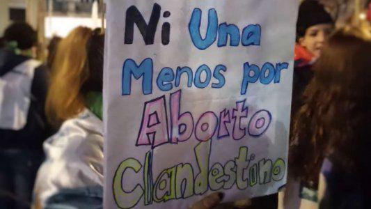 Murió una joven tras intentar realizarse un aborto clandestino con un perejil