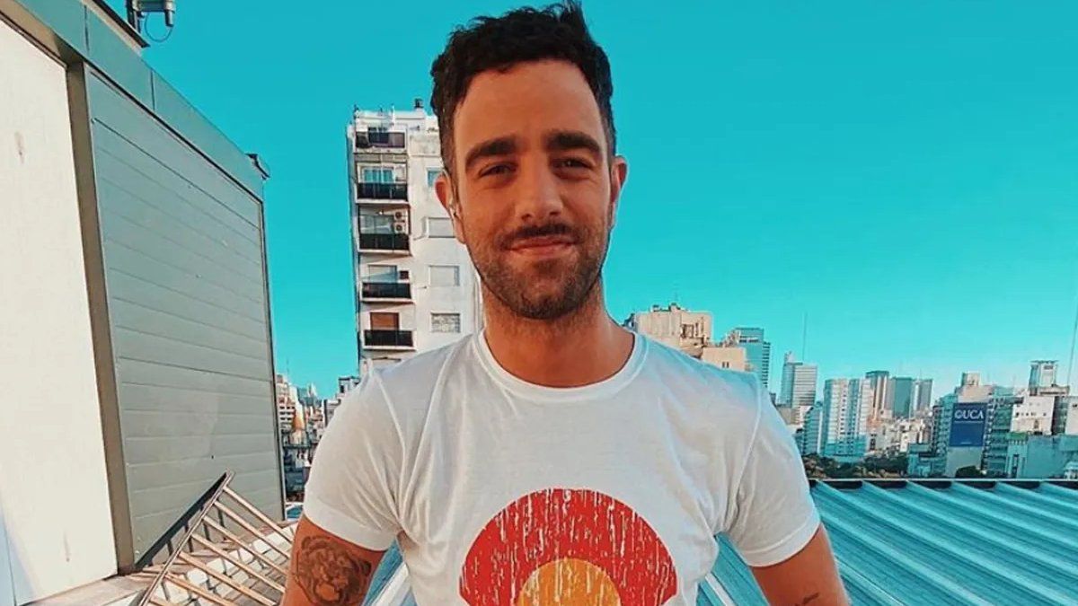 Diego Poggi dejó el periodismo para abrirse un sitio de fotos eróticas