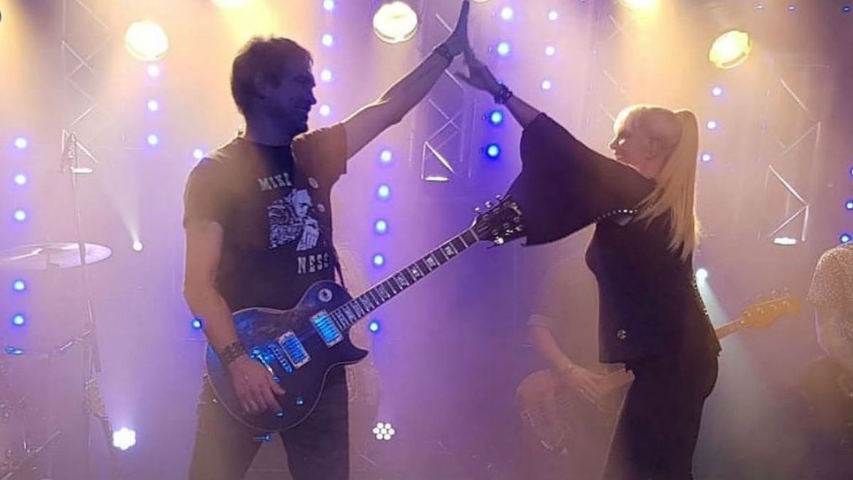 -Valeria Lynch- Mariano Martínez-