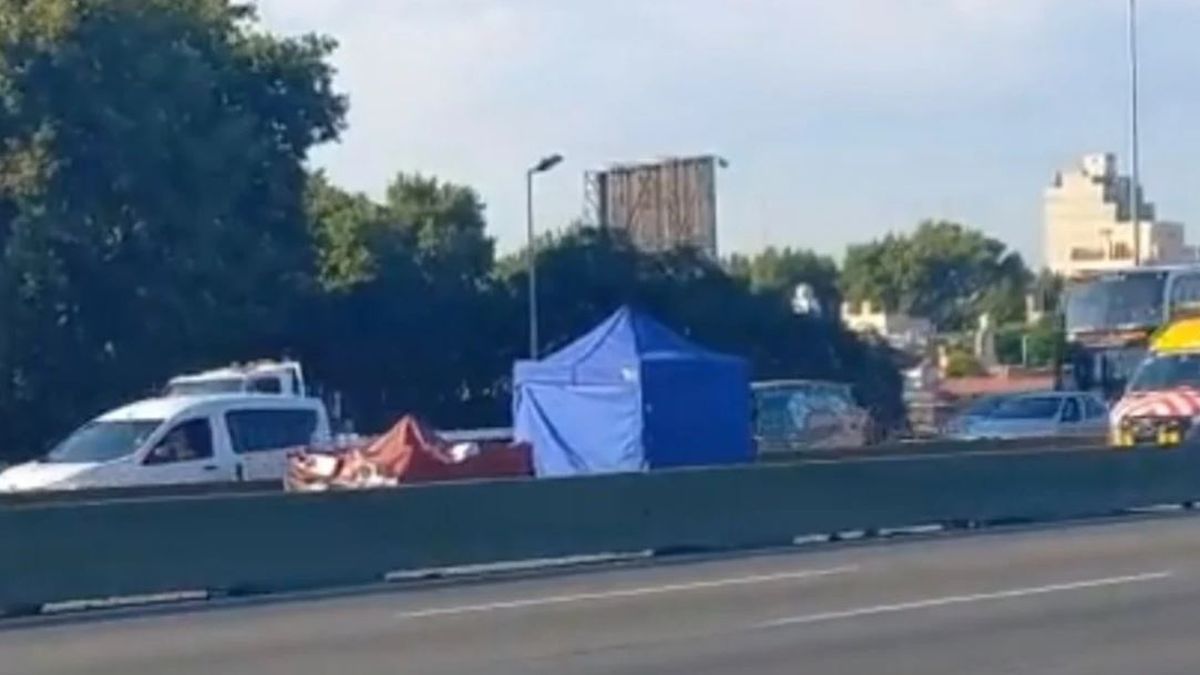 Como consecuencia del impacto, la pareja murió en el acto, según lo constató personal médico del SAME (Foto: captura de video).