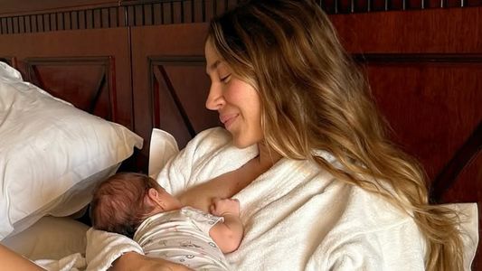 La particular manera de Jimena Barón para elegir la madrina de Arturo que hizo estallar de emoción las redes