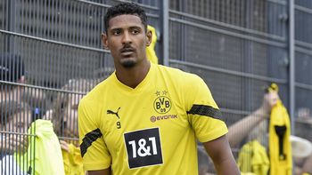 Llegó para reemplazar a Haaland y se volvió a Alemania porque le descubrieron un tumor