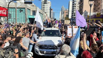 El Ministerio de Seguridad denunció penalmente el ataque a la caravana de Milei en Lomas de Zamora