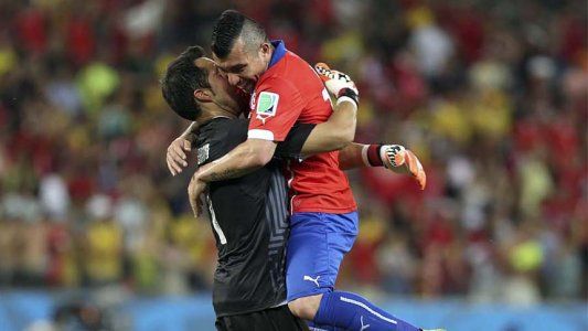 Medel reconoció la pelea del plantel con Claudio Bravo: Cuando lo llamaron, tenía que venir y se arreglaba todo