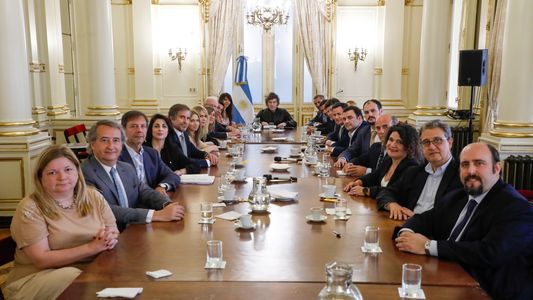 Los detalles de la reunión de Milei con sus diputados y un pedido desesperado