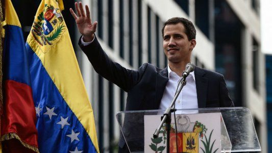 Guaidó convocó a la marcha más grande de la historia de Venezuela para el 1 de mayo