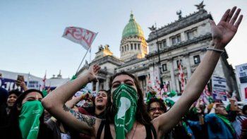 Diputados comienza a debatir el aborto con cambios incorporados a último momento