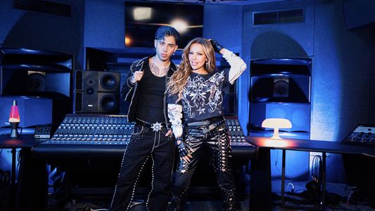 Luck Ra y Thalía sorprendieron con una versión cuartetera de A quién le importa