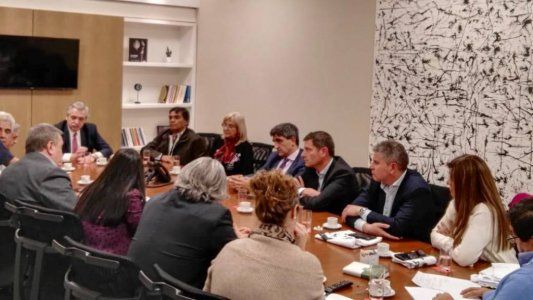 Más de 20 diputados del interbloque peronista Argentina Federal se pasaron a las filas de Fernández-Fernández