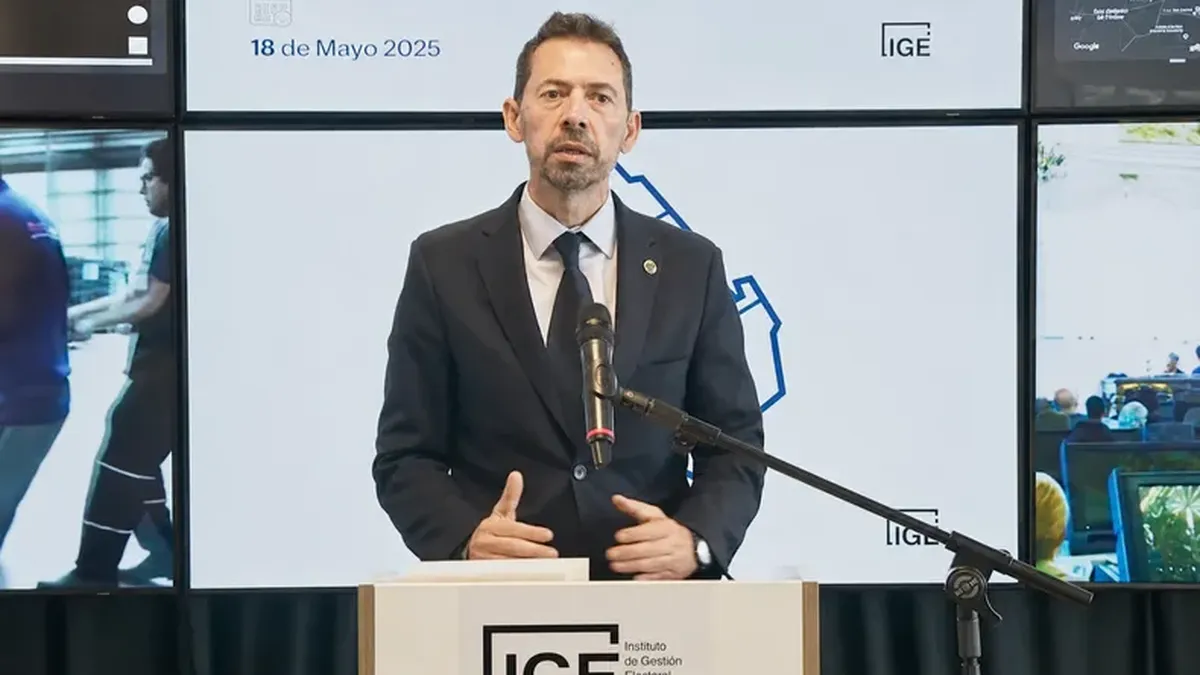 Adrián González