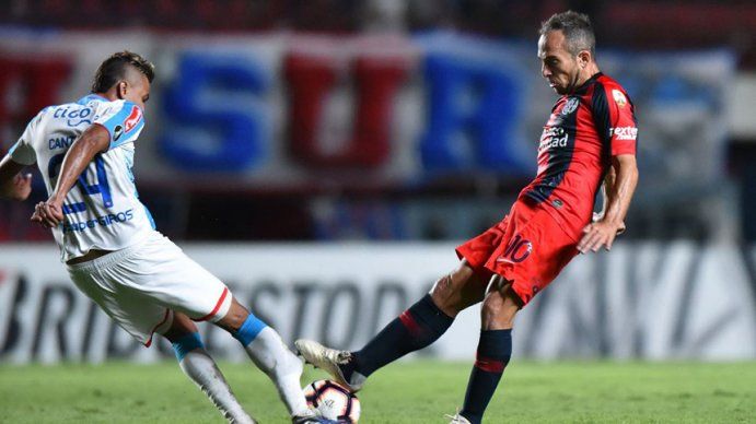 Belluschi se esguinzó la rodilla derecha y estará de cuatro a seis semanas afuera de las canchas
