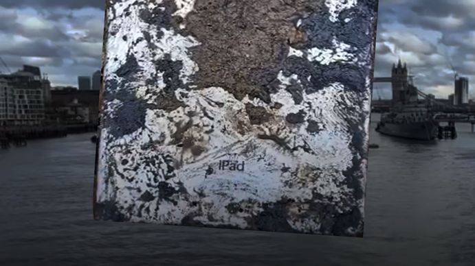 Un Ipad enterrado en la arena, la prueba clave para descubrir un crimen perfecto de película