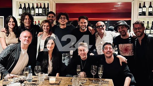 Netflix estrenó la serie de Fito Páez: la exclusiva cena de Mariano Chihade con el equipo de creadores