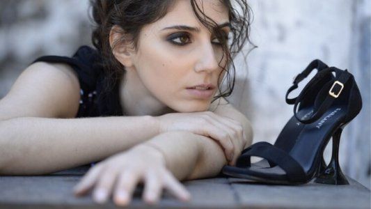 Sarkany presentó su línea de zapatos veganos