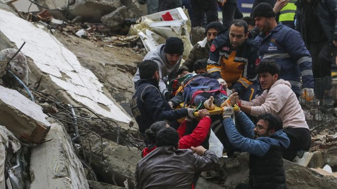 Video | Las dramáticas imágenes del terremoto que destrozó parte de Turquía y Siria