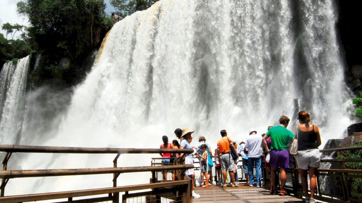 Feriados 2024: cuántos fines de semana largos quedan en el año y las escapadas ideales.