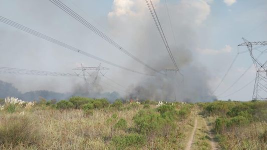 La Justicia ya investiga cómo se originaron los incendios que provocaron los masivos cortes de luz