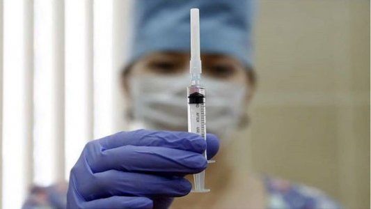 La OMS ahora dice que hay posibilidades de tener una vacuna contra el COVID-19 para fin de año